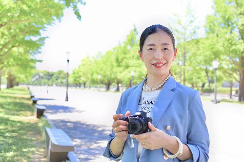 フォトグラファーの新海由佳さん